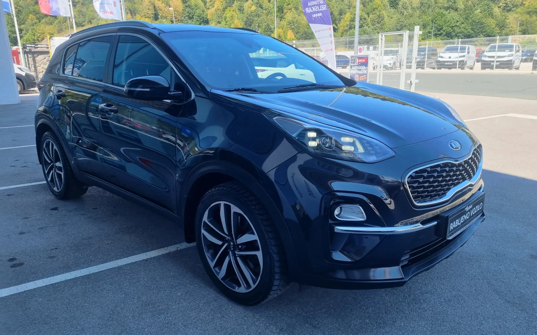 Zunanja slika - KIA Sportage - 2WD 1.6 TD - SLOVENSKI + 1. LASTNIK + ZGODOVINA - 29