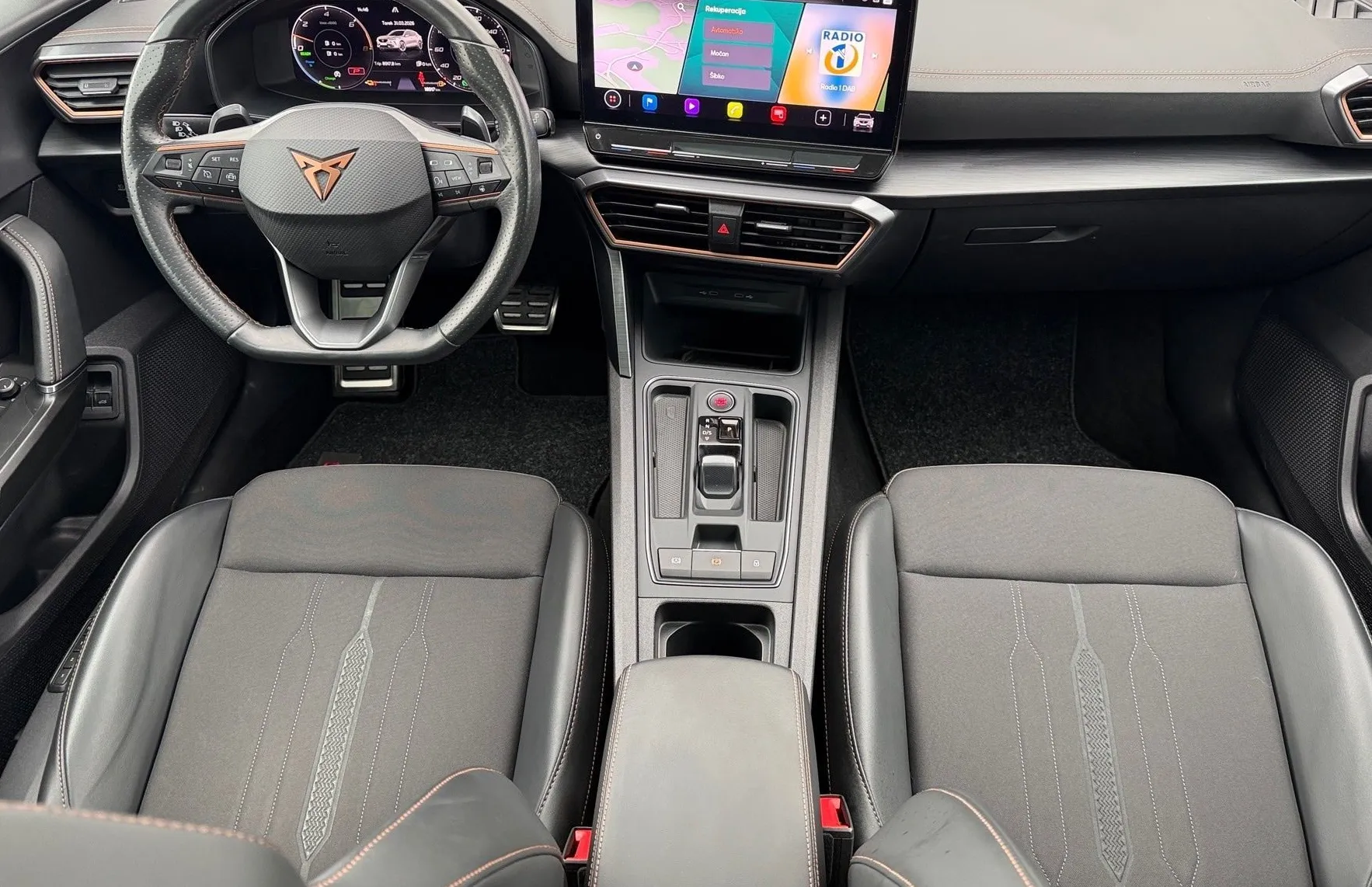 Zunanja slika - Cupra Formentor - VZ 1.4 eHybrid DSG-Panorama-Mrtvi kot-ACC-Kamera.. - 10