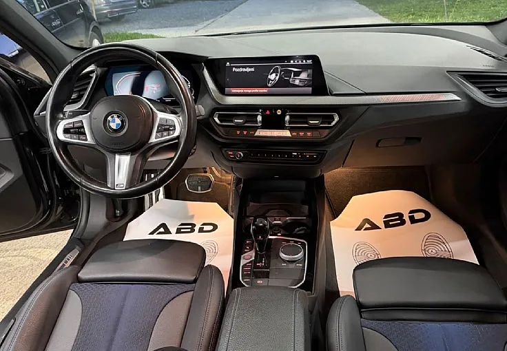 Zunanja slika - BMW Serija 1 - : 118d M-Sport BLACK 1.LASTNIK RADAR VIRTUAL KAMERA - 9