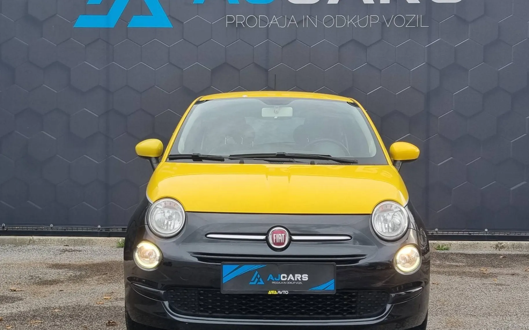 Zunanja slika - Fiat 500 - 1.2 8v Bicolor-Led-Alu-Tempomat-Multifunkcija-USB - 1