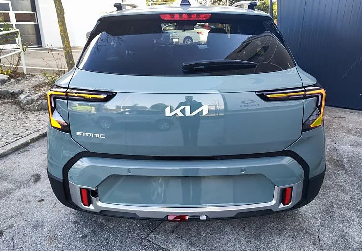 Zunanja slika - KIA Stonic - 1.0 T-GDi 73.6 kW 100 KM EX Pulse M T - 9