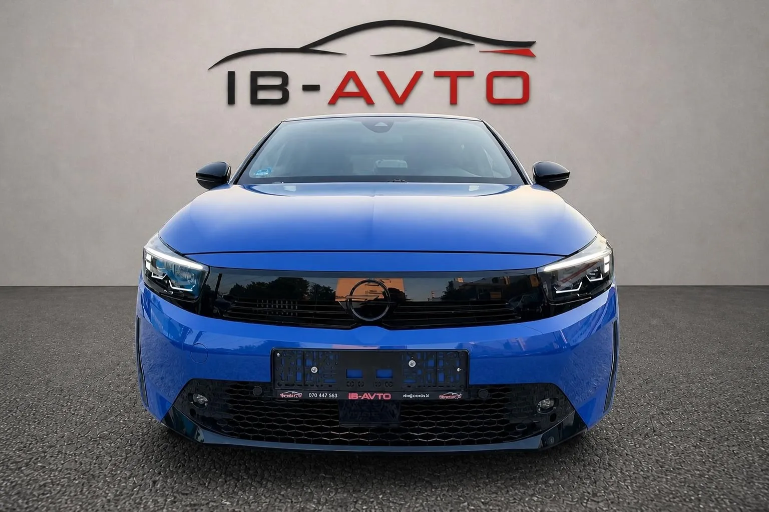 Notranja slika - Opel Corsa - 1.2  Turbo GS - Jamstvo - 8