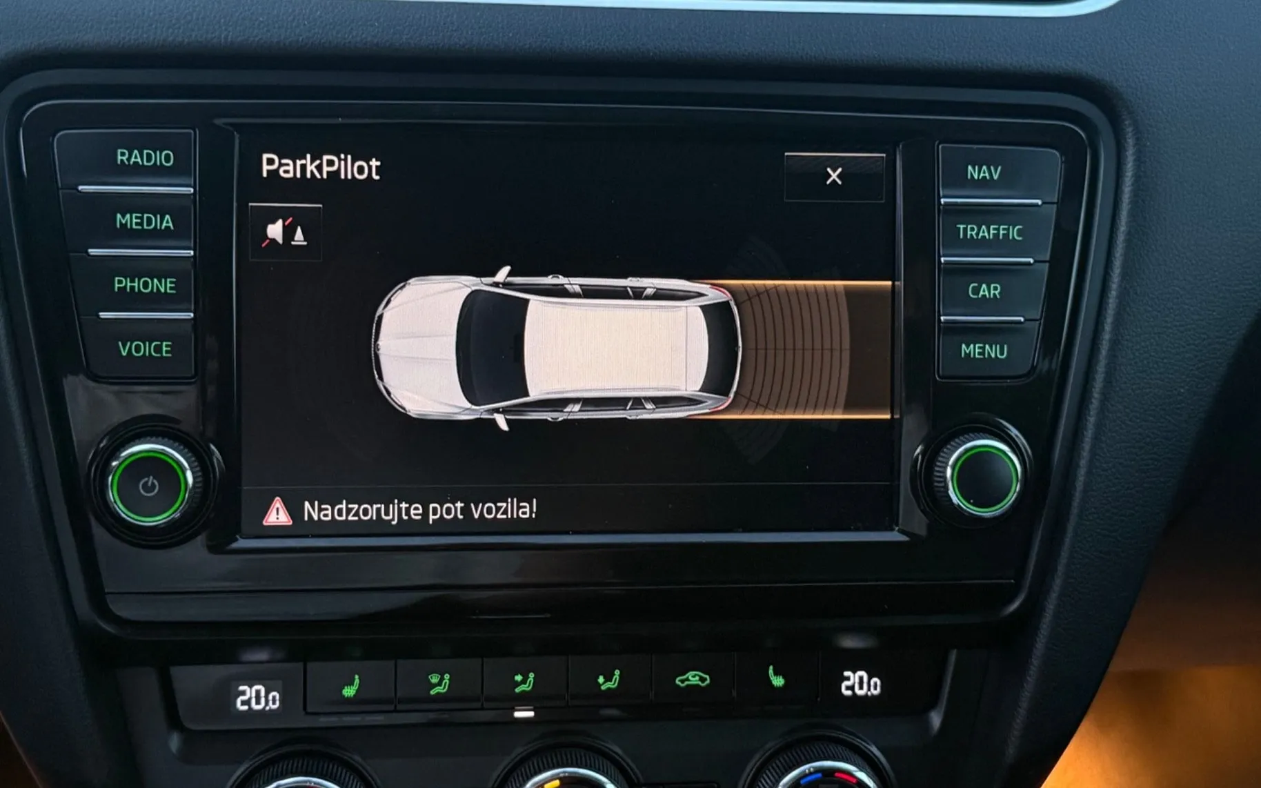Notranja slika - Škoda Octavia - 1.6 TDI DSG-XENON+LED-LIZING ZA TUJCE-NAVI - 11