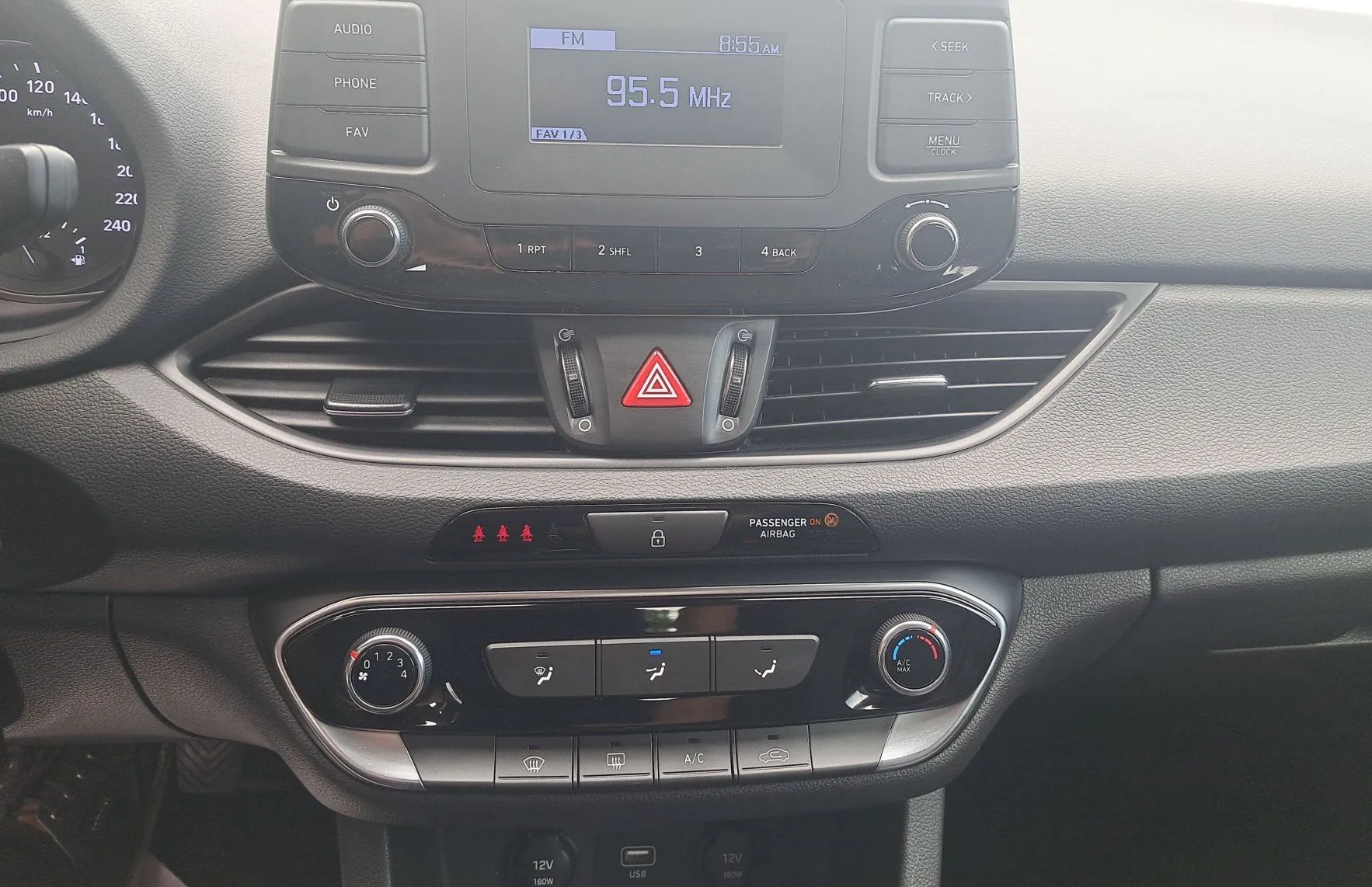 Zunanja slika - Hyundai i30 - 1.5 MPI 110 TREND - 15