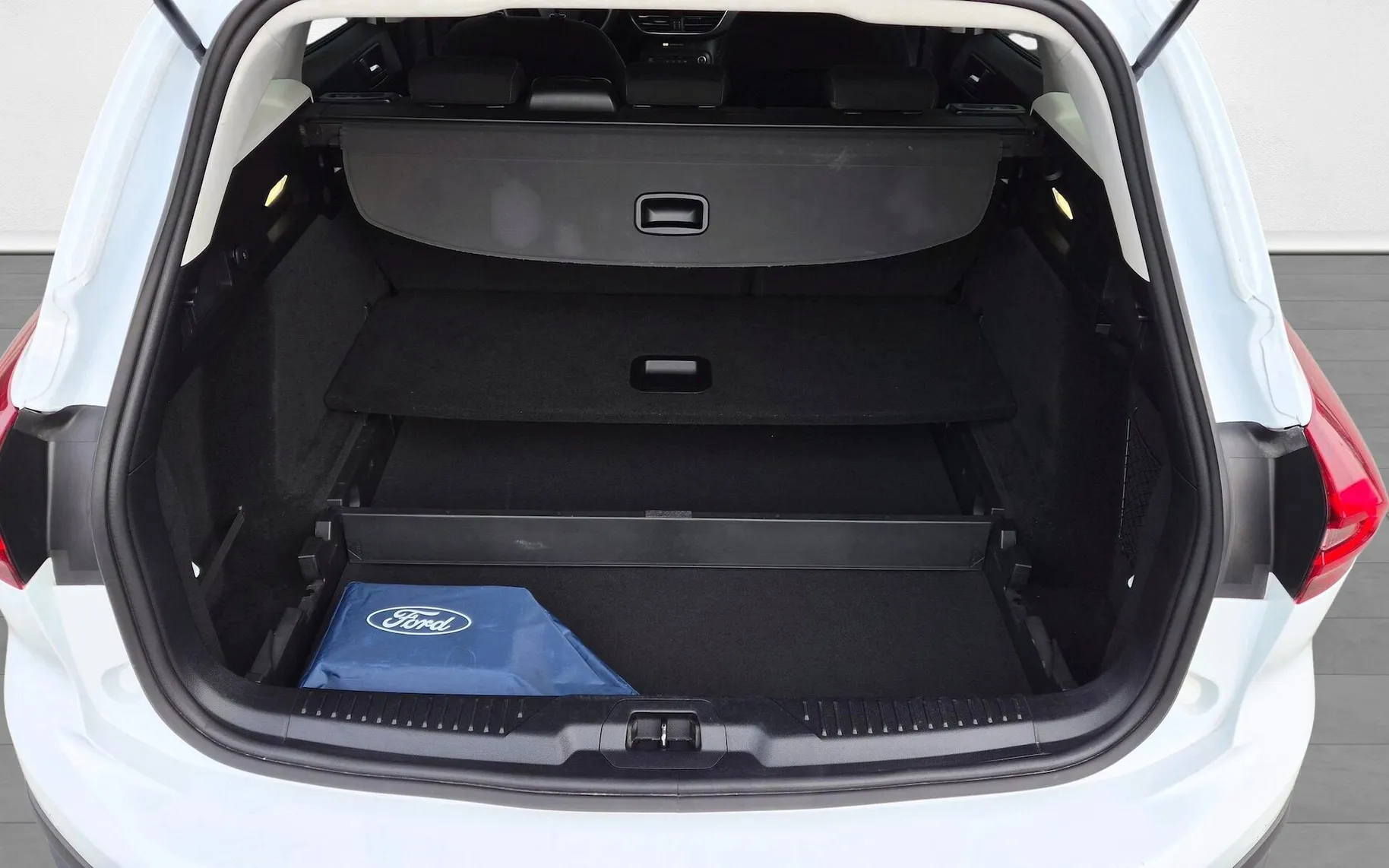 Zunanja slika - Ford Focus - Karavan 1.0 EcoBoost Active-SLO-NAVI-RADAR-BLISS - 8
