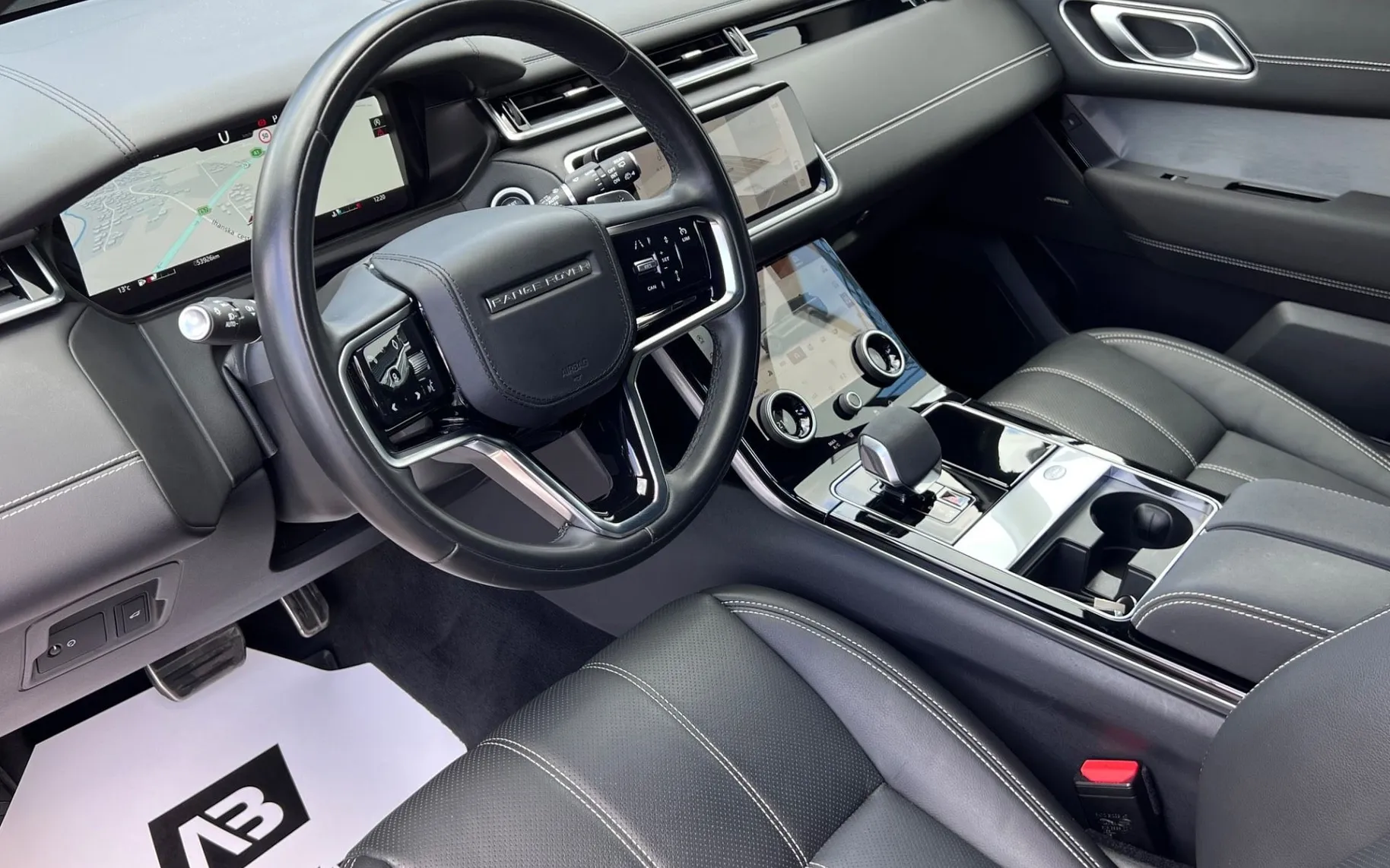 Notranja slika - Land Rover Range Rover Velar - R-DYNAMIC+SLO+1.LAST+MATRIX+3D+ACC+AWD+HF-FI... - 10