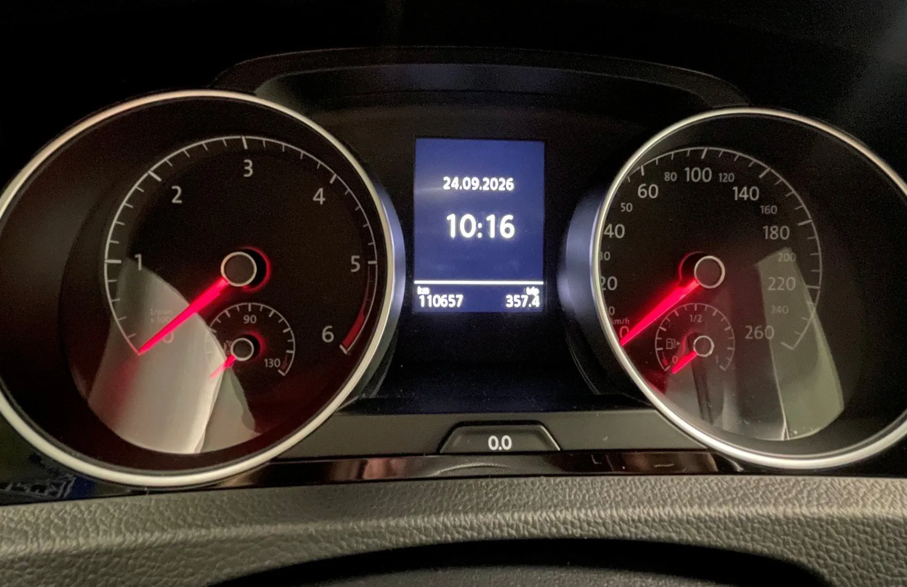 Zunanja slika - Volkswagen Golf - 2.0 TDI BMT Comfortline DSG PDC 2X.OGR. SEDEŽI. - 12