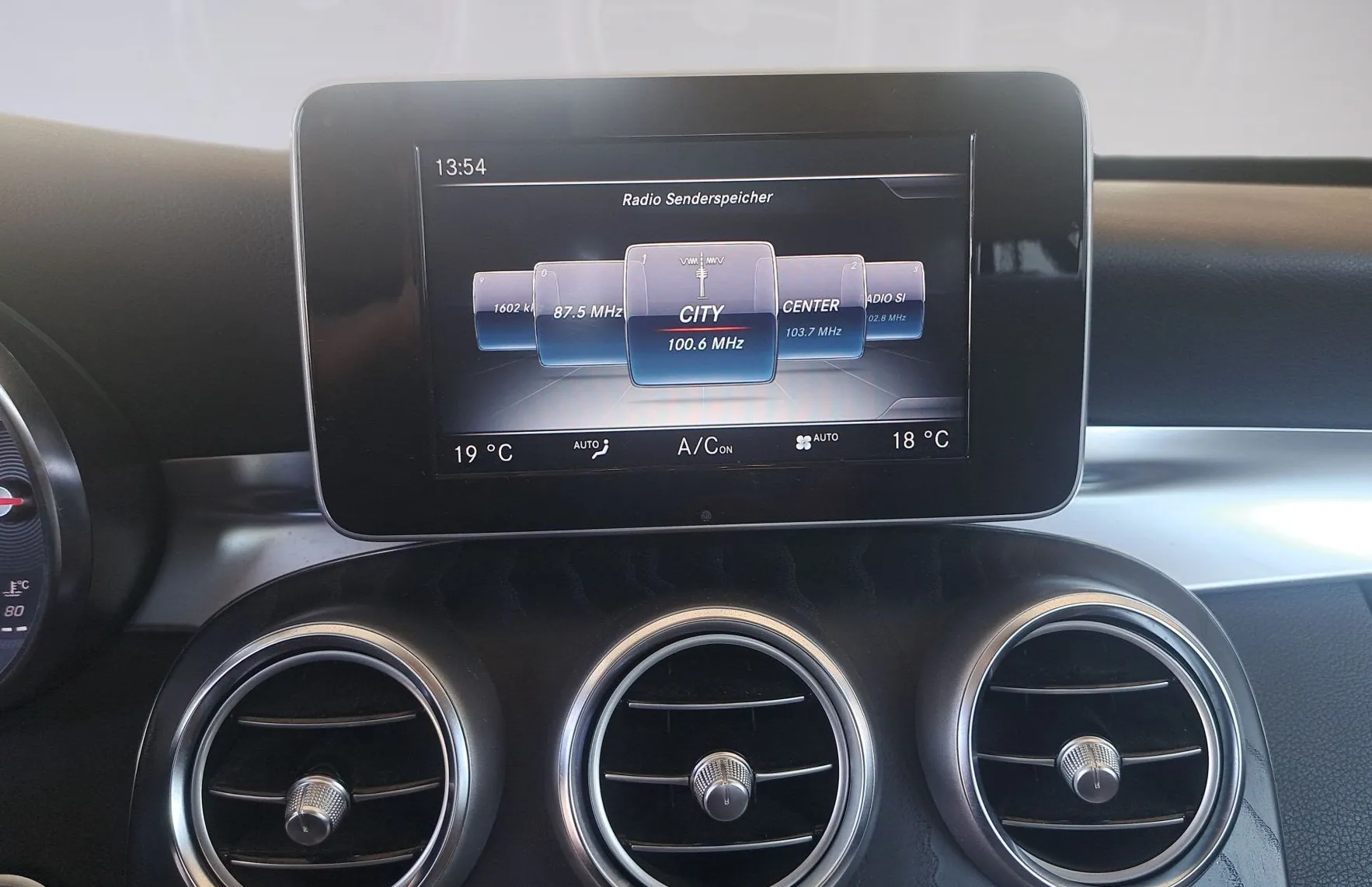 Zunanja slika - Mercedes-Benz C-Razred - C 220 d T Avantgarde - 9
