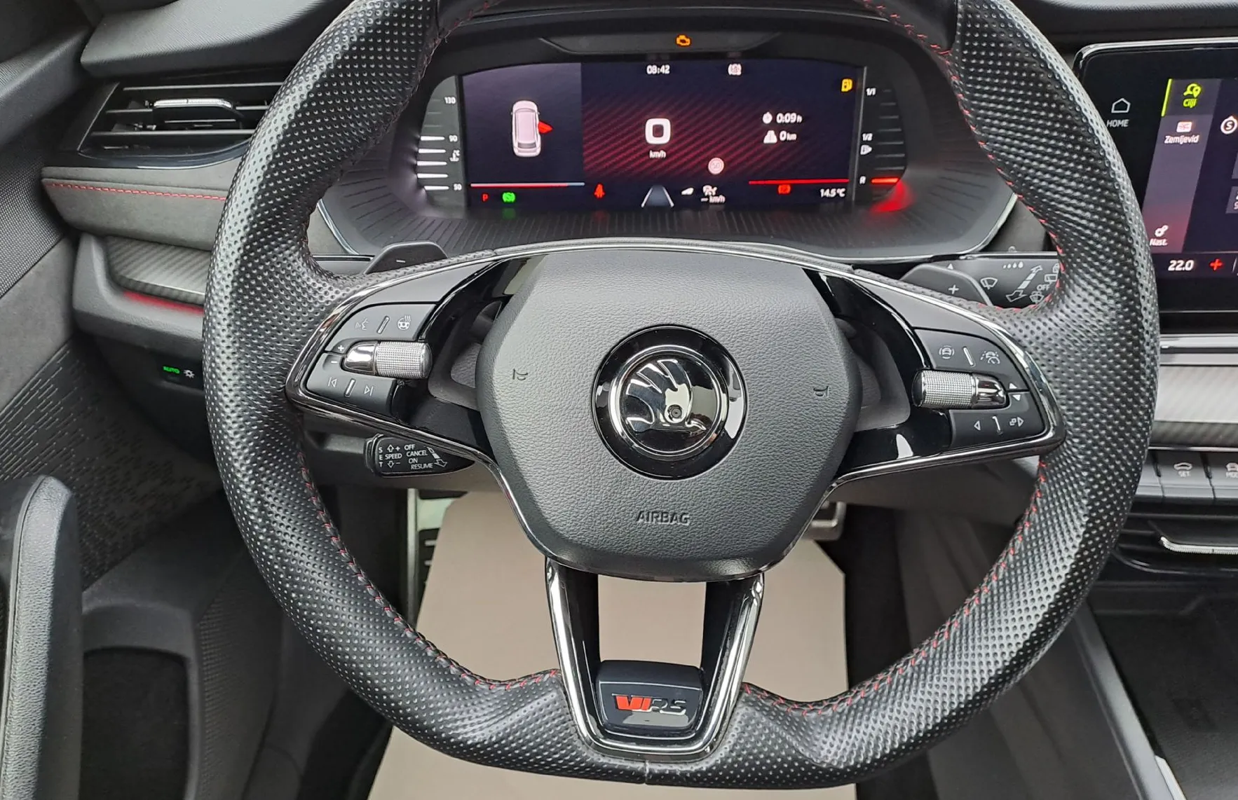 Zunanja slika - Škoda Octavia - Combi 2.0 TSI RS DSG - 9