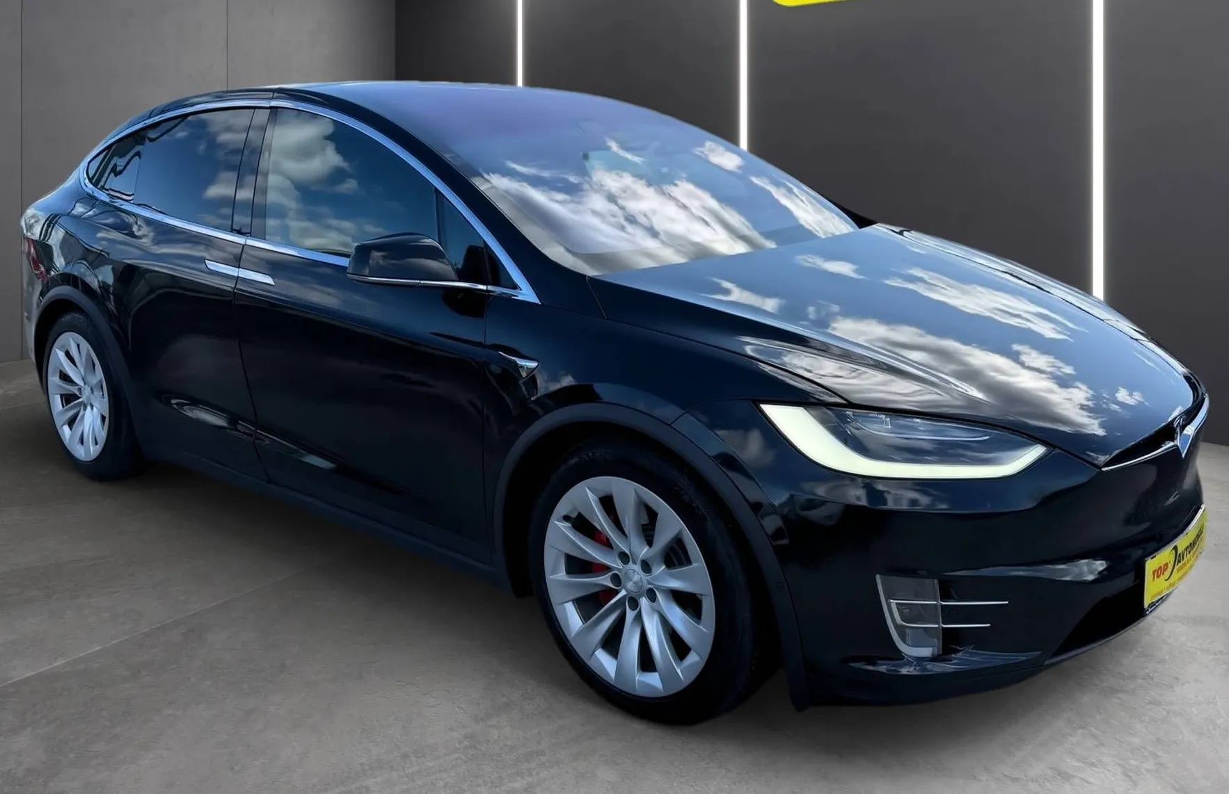 Zunanja slika - Tesla Model X - 75D NADGRAJEN AVTOPILOT 7 - SEDEŽEV ZRAČNO PREMIUM - 10