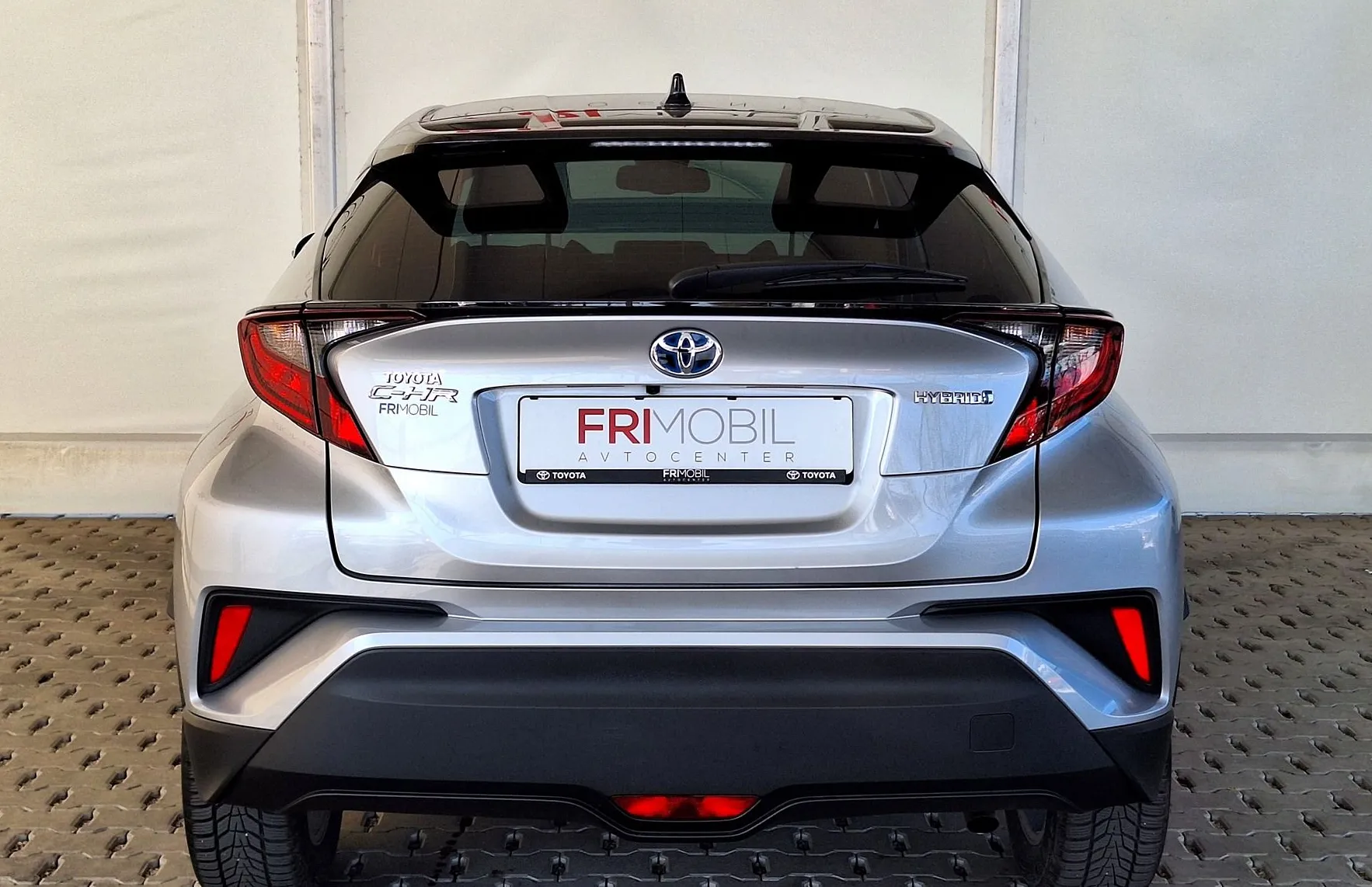 Zunanja slika - Toyota C-HR - 1.8 Hybrid C-ENTER Smart Bi-Tone - 6