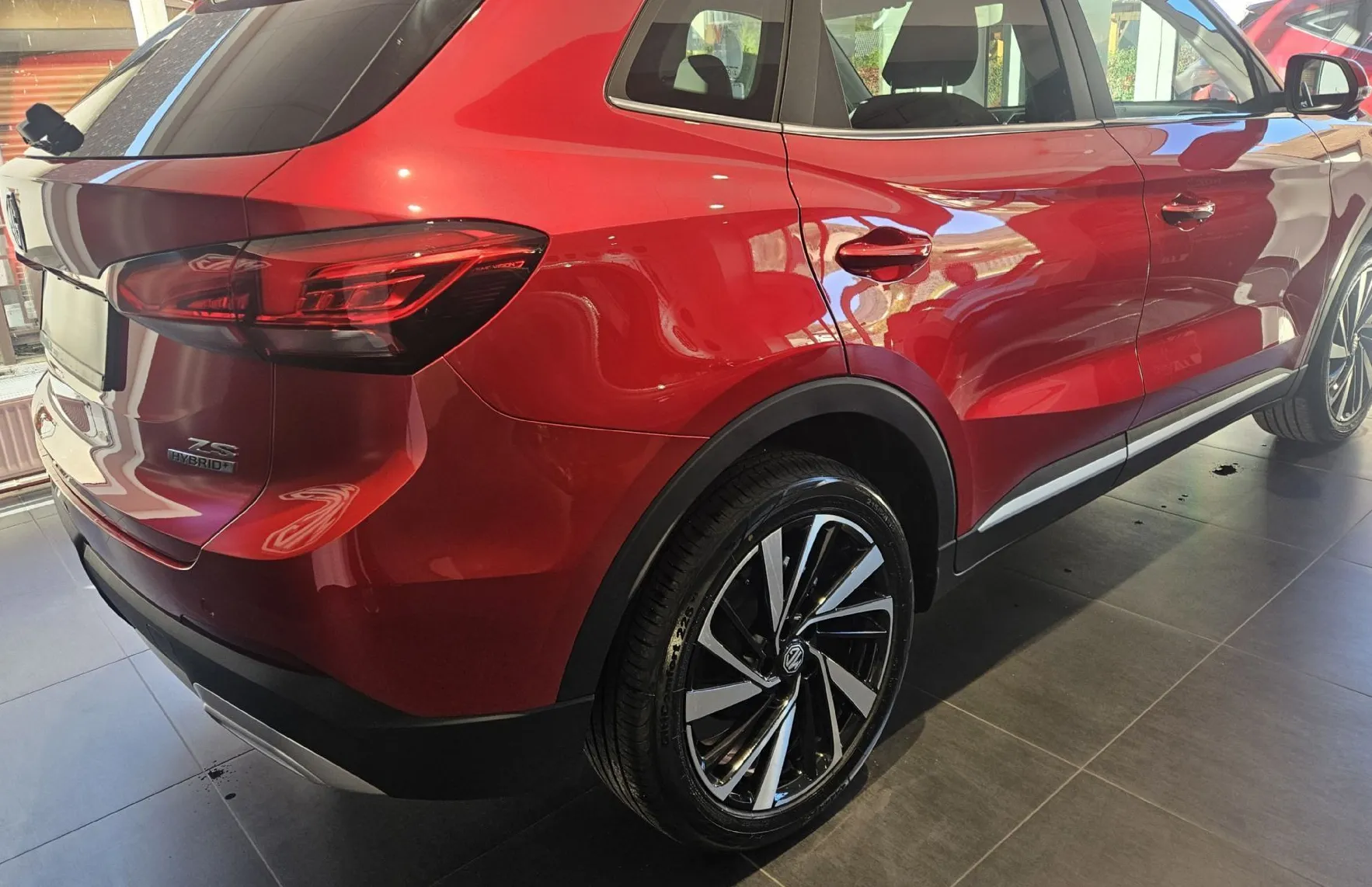 Zunanja slika - MG MG ZS - ZS 1.5 Hybrid+ Luxury - 3