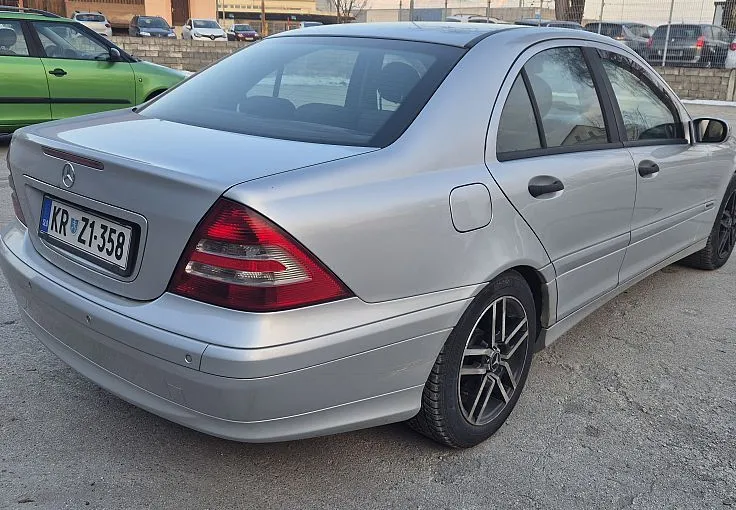 Zunanja slika - Mercedes-Benz C-Razred - C 200 CDI - 4