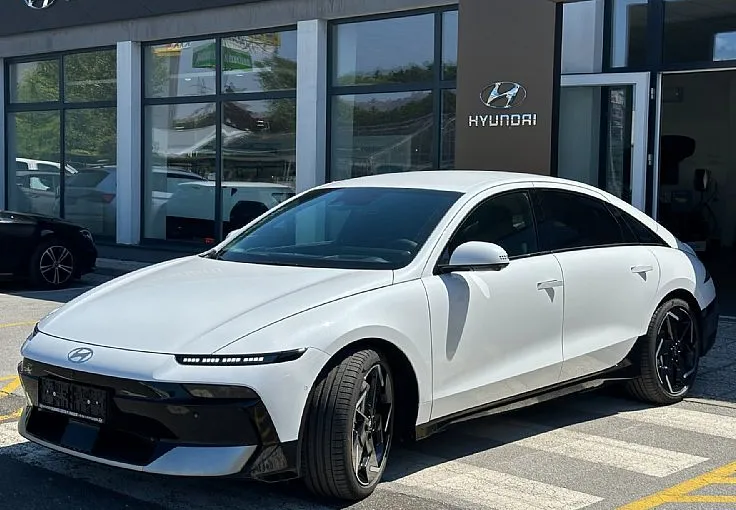 Zunanja slika - Hyundai Ioniq 6 - Impression°°84kWh°°20col - 2