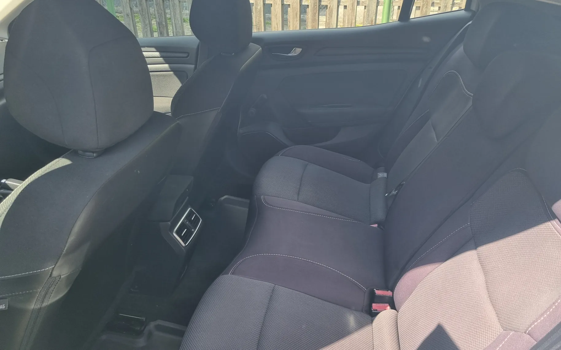 Zunanja slika - Renault Mégane - Z dvižnimi vrati zadaj - 10