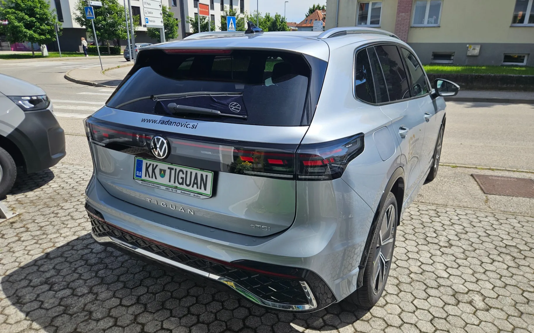 Zunanja slika - Volkswagen Tiguan - 1.5 eTSI 4Joy DSG - 3