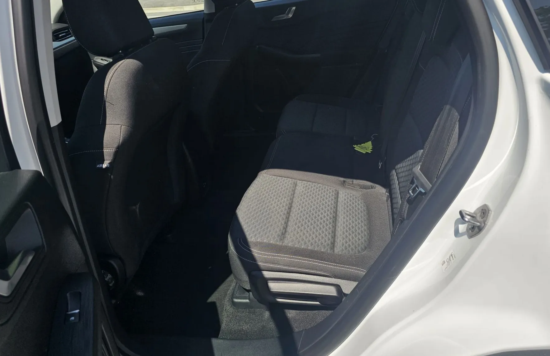 Zunanja slika - Ford Kuga - 2.0TdCi 150 Titanium|FULED|ALU|2xPDC|NAVI|Multifun - 10