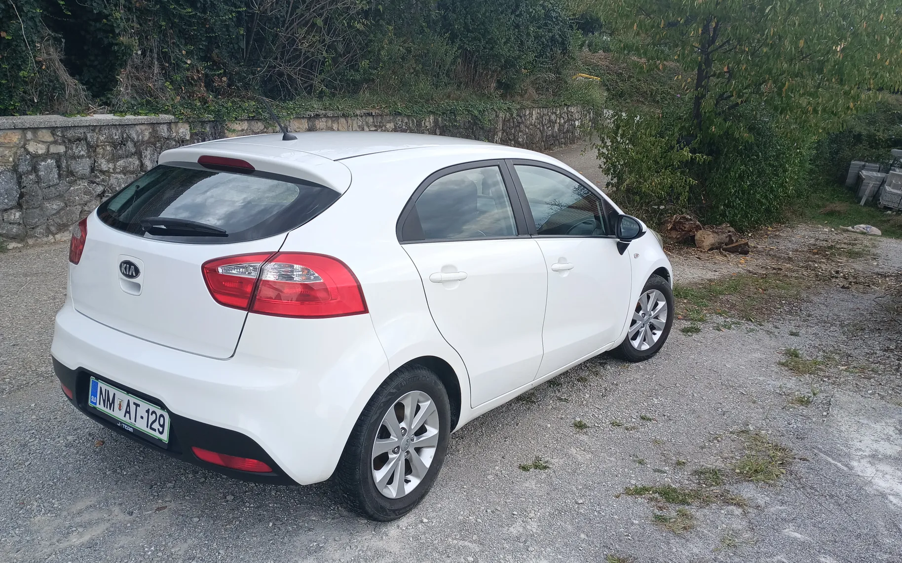 Zunanja slika - KIA Rio - 1,4 CRDi EX Fun - 7