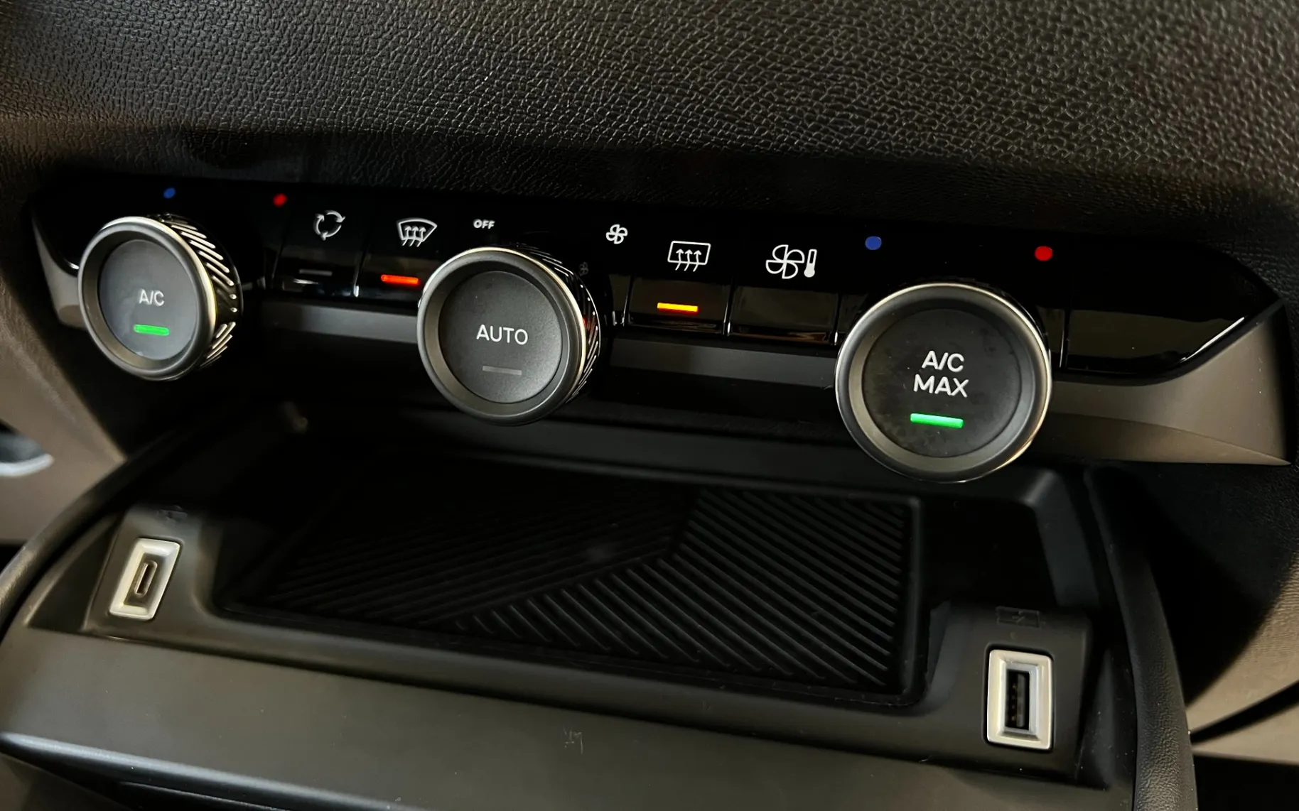 Zunanja slika - Citroën C4 - 1,2 PureTech 130 Feel - 17