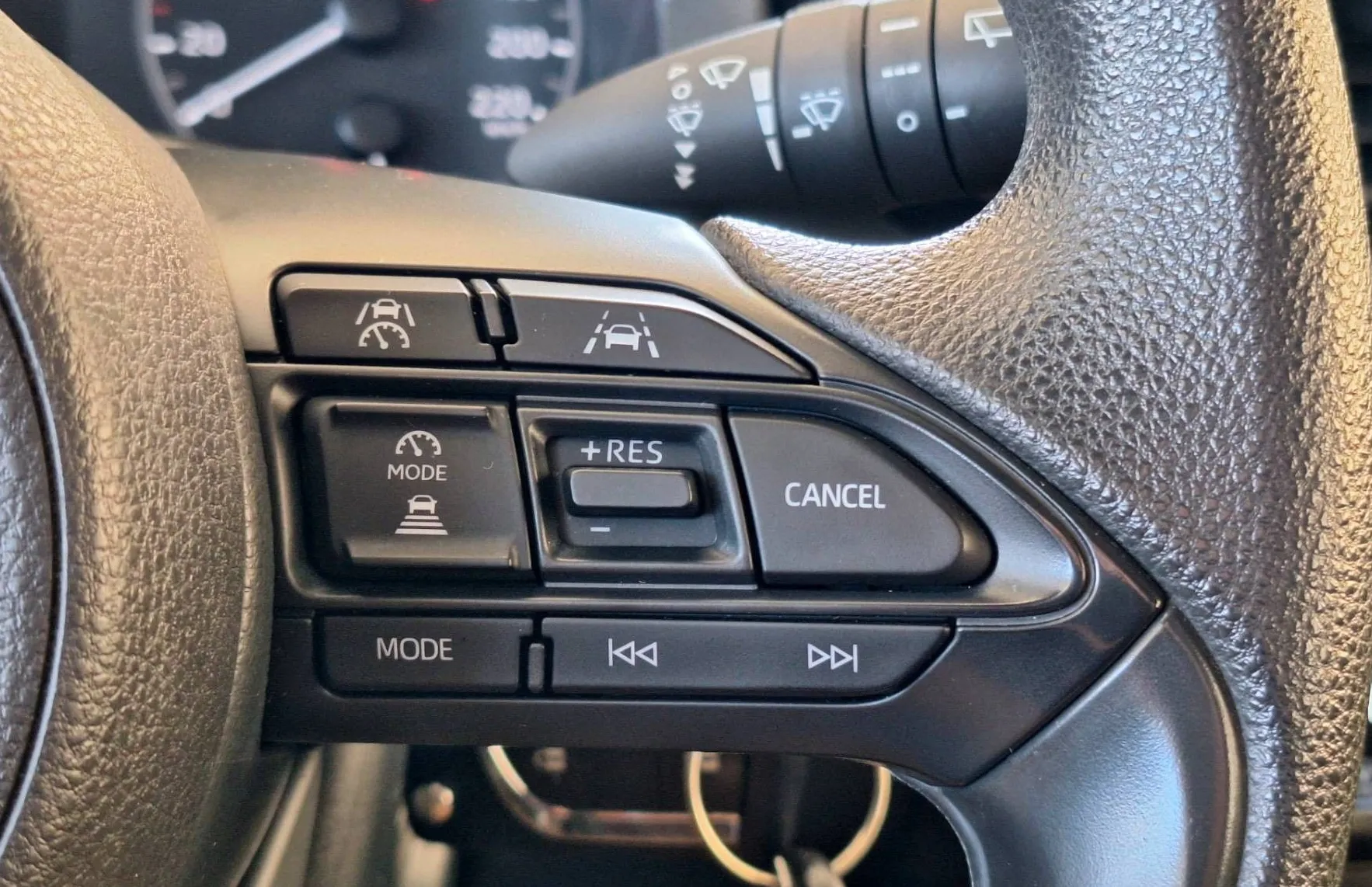 Zunanja slika - Toyota Yaris - Hybrid 1.5 VVT-i Luna •Slovensko vozilo•1.lastnik• - 17