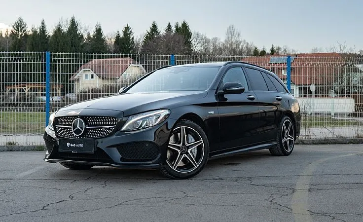 Zunanja slika - Mercedes-Benz C-Razred - AMG C43 4MATIC-Burmester-Bucket-AMG izpuh-360kamer - 1