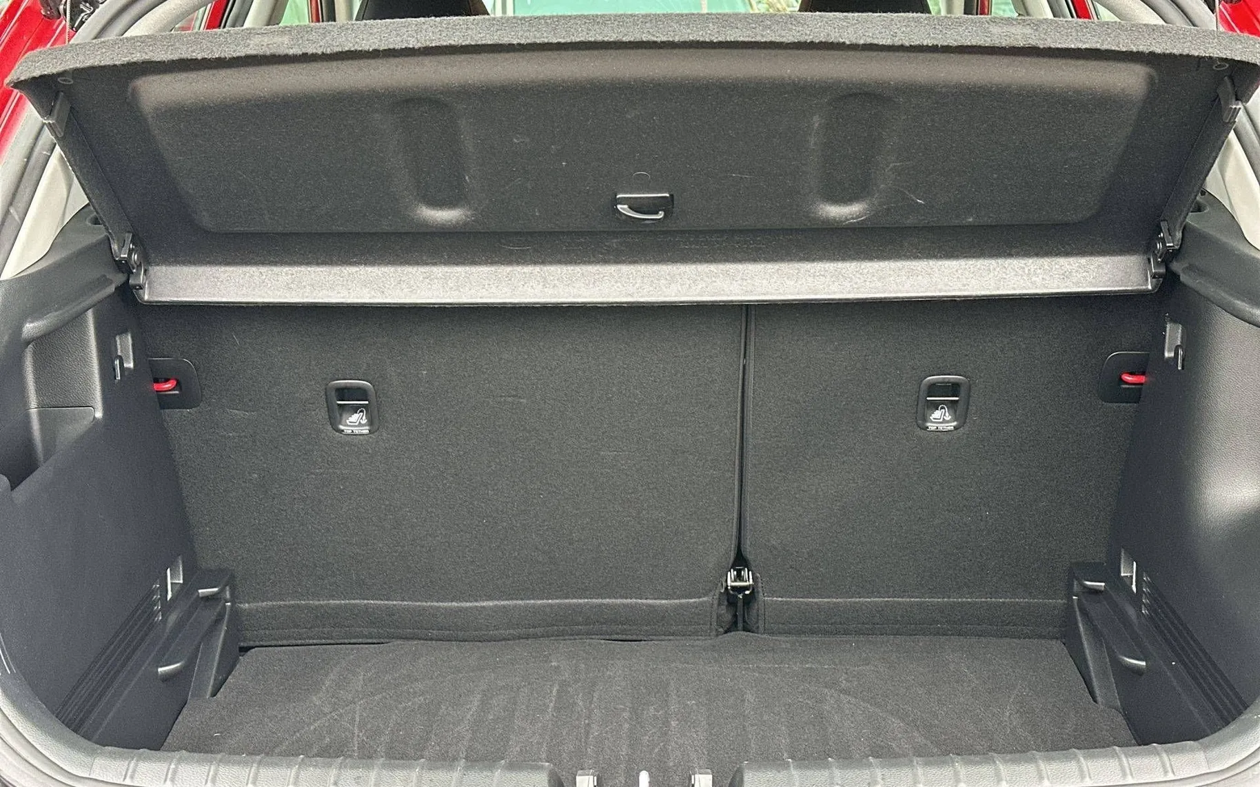Notranja slika - KIA Stonic - 1.0 T-GDi LX Urban ISG DCT - 12