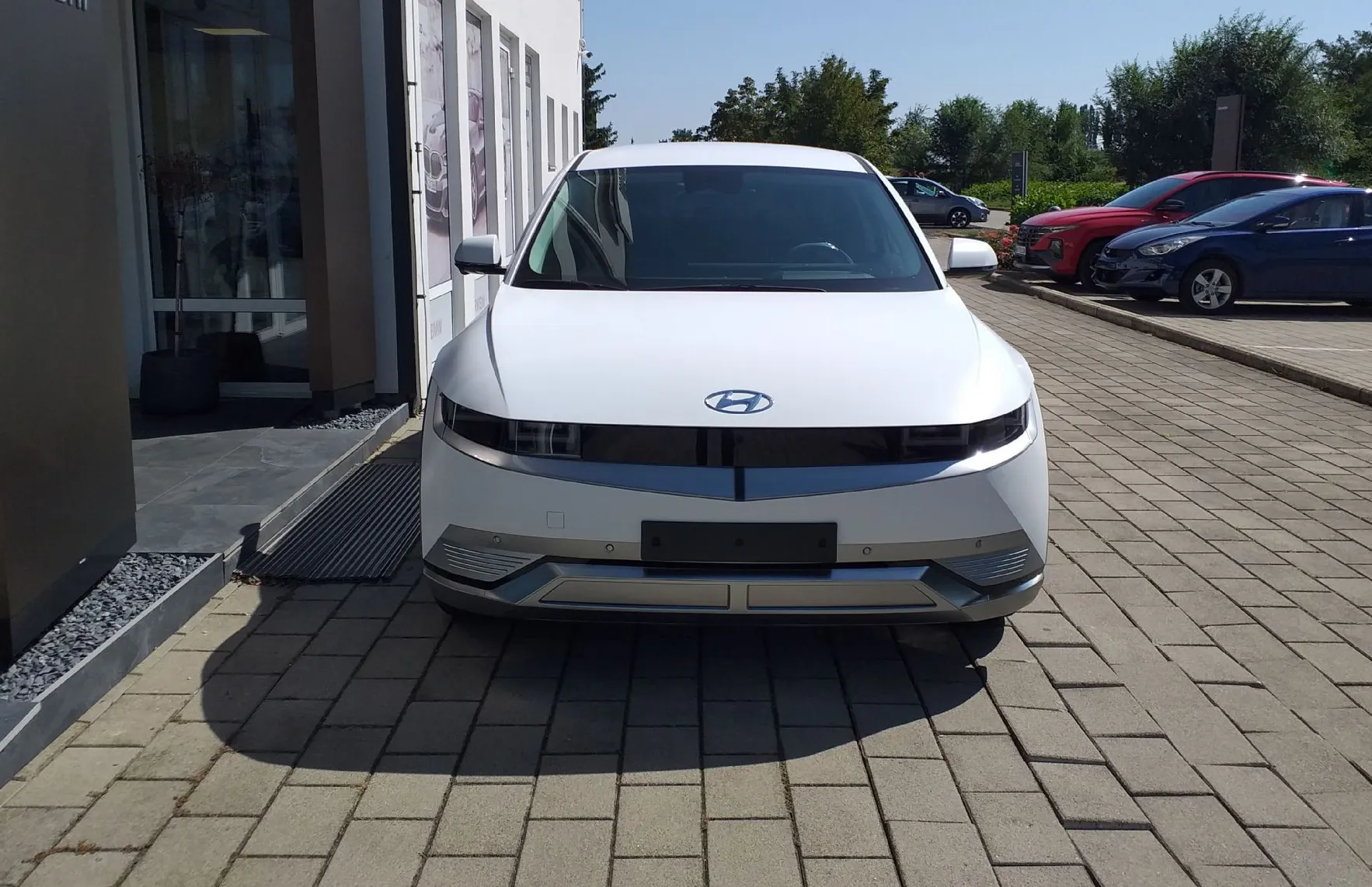 Zunanja slika - Hyundai Ioniq 5 - 168kW PREMIUM 84kWh .VOZILA V PRIHODU - 2