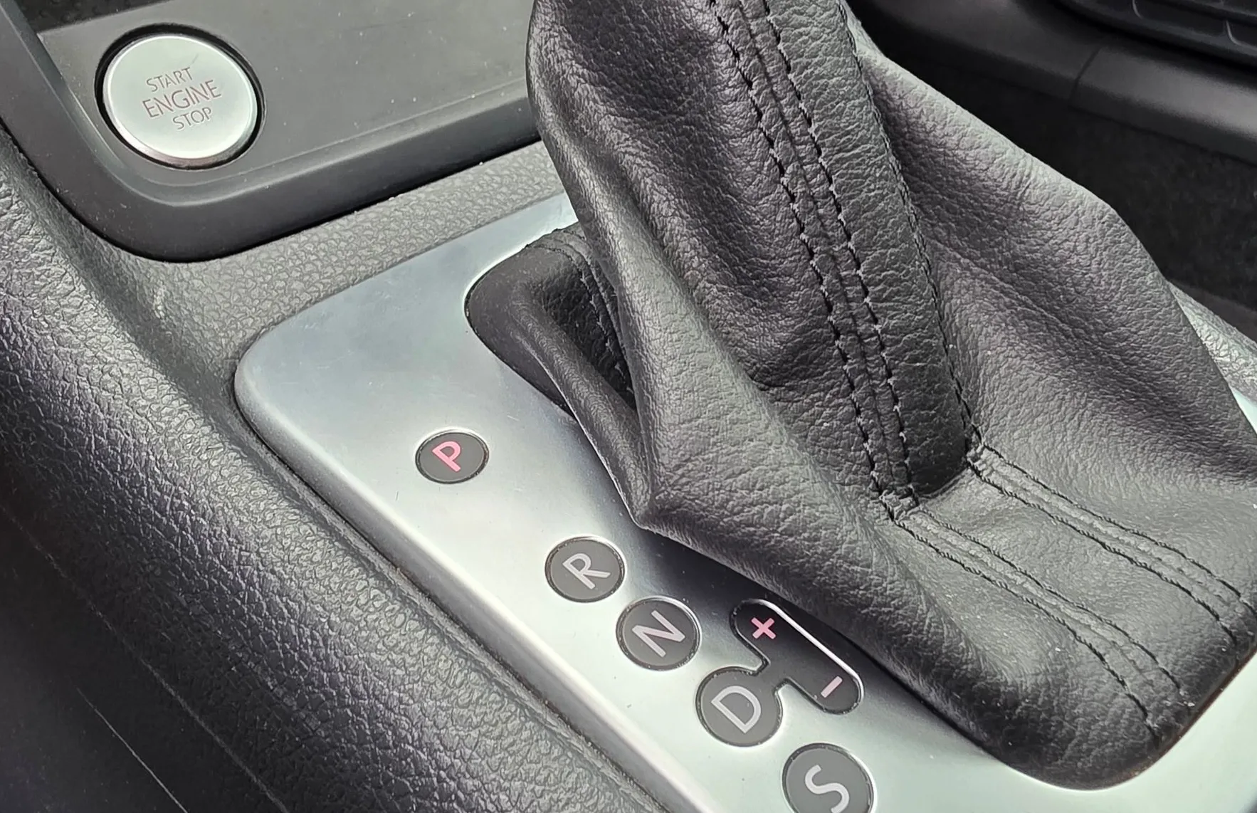 Zunanja slika - Volkswagen Sharan - 2.0 TDI BMT DSG 7 SEDEŽEV-LED-PANORAMA-KAMERA - 19