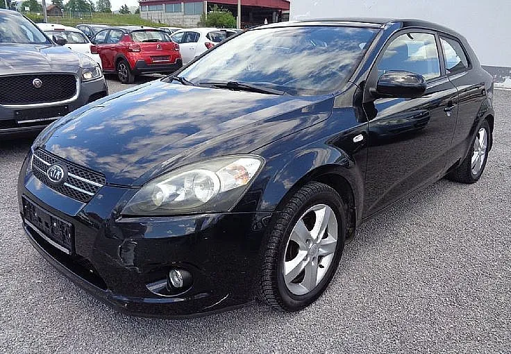 Zunanja slika - KIA Ceed - 1.6 CRDi - 1