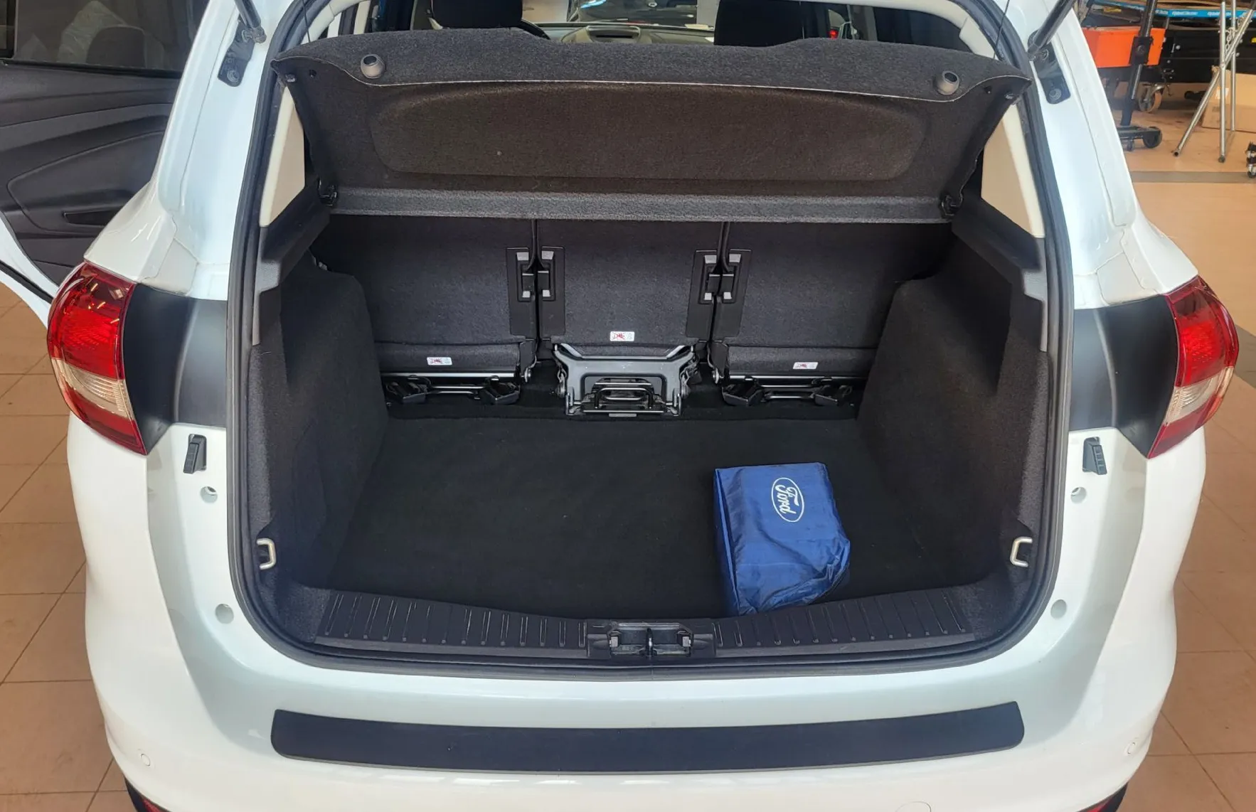 Zunanja slika - Ford C-MAX - 1.5 TDCi Style slo-alu-pdc-acc-tempomat-ser - 15