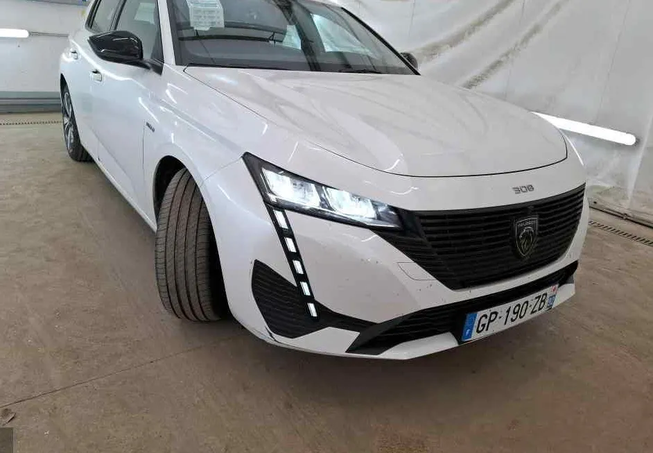 Zunanja slika - Peugeot 308 - 1.6 PHEV 133 KW  Pack Avt.NAVI.43.OOO KM - 4