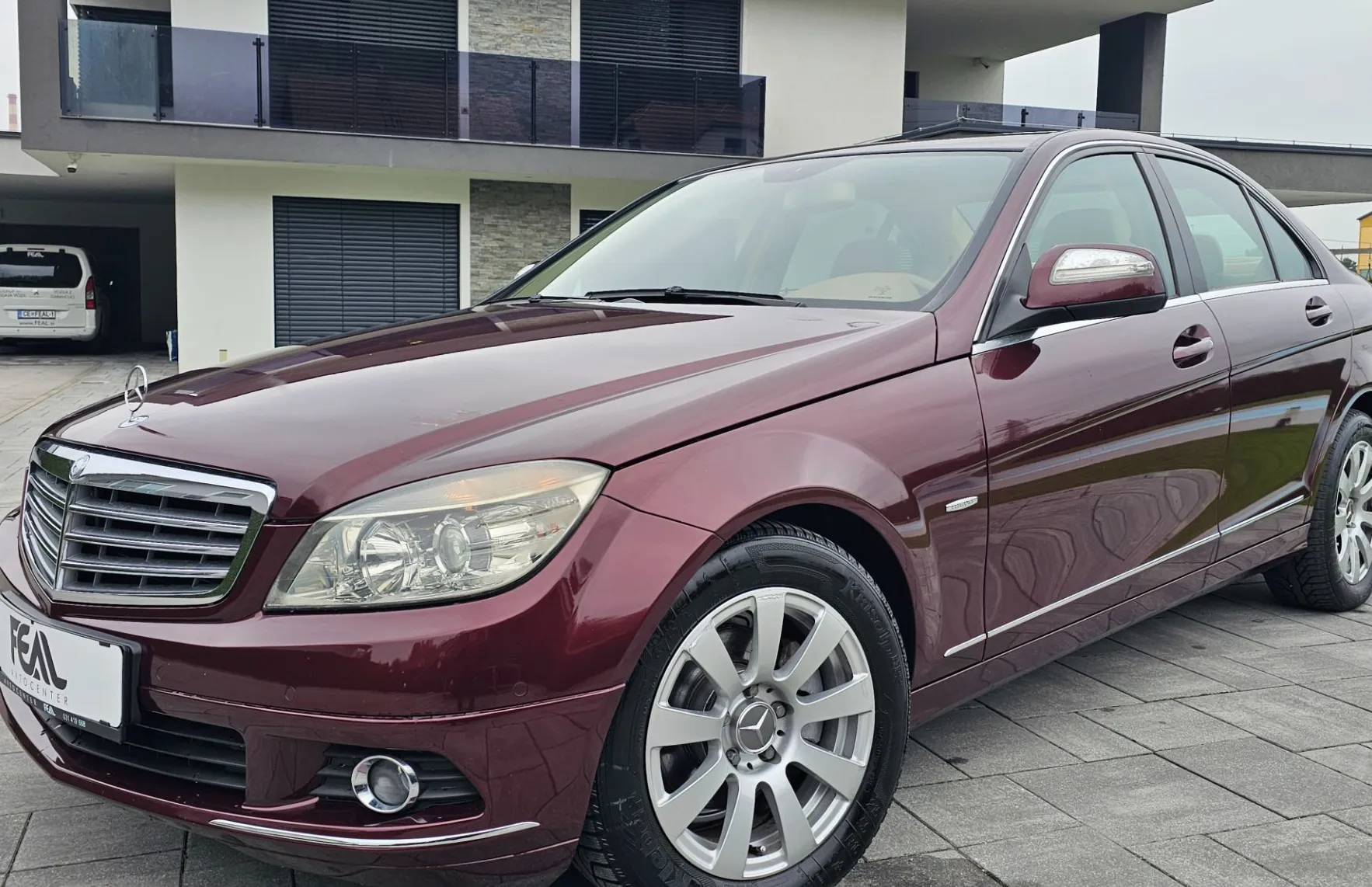 Zunanja slika - Mercedes-Benz C-Razred - C 200 CDI-AVT-2 LASTNIK-ODLIČEN-ELEGANCE-LIMUZIN.. - 1