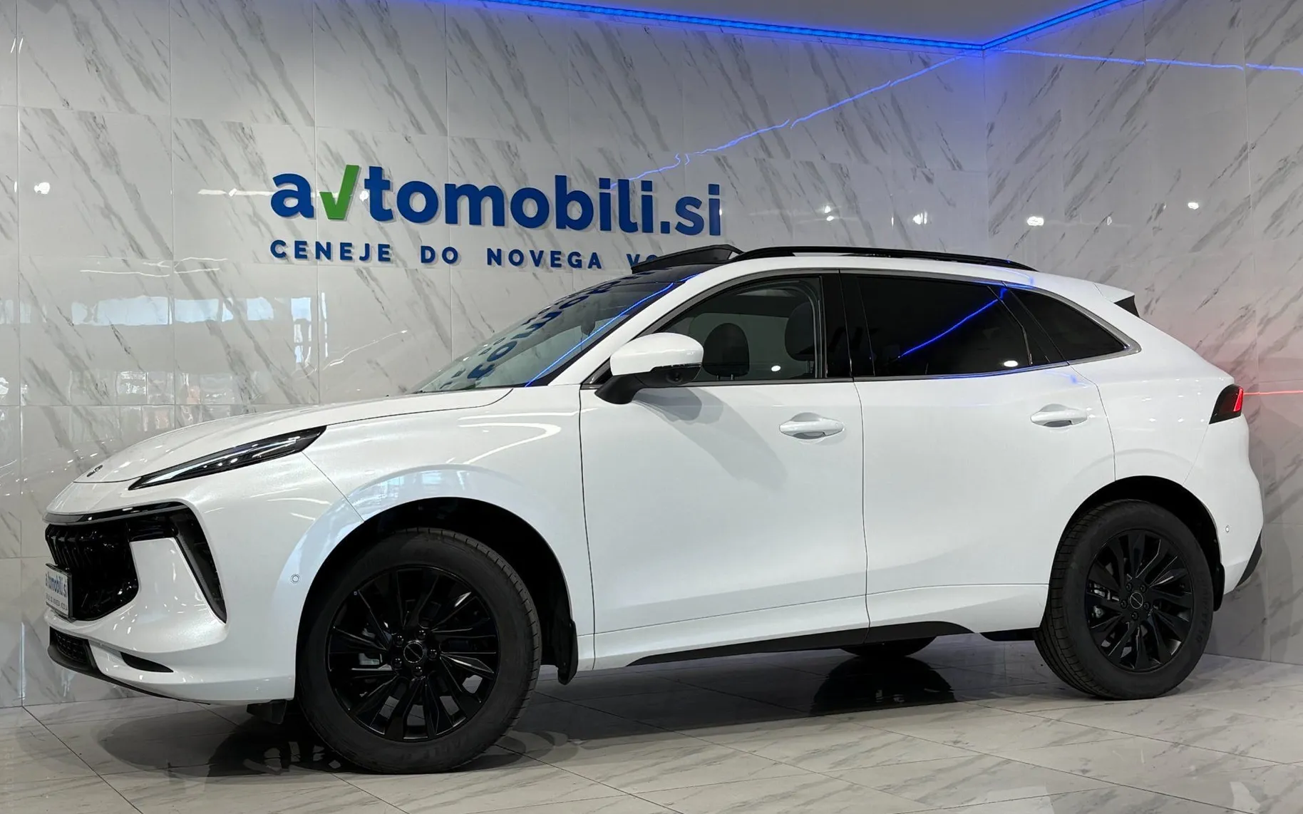 Zunanja slika - Forthing T5 Evo - 1.5 Luxury |Panorama|360K|Masaža|Hlajenje|SLO| - 2