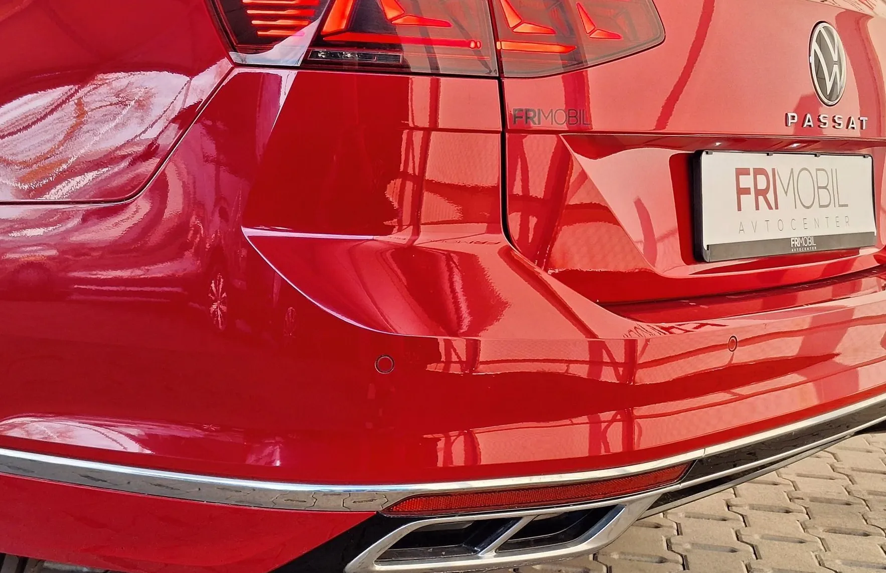 Zunanja slika - Volkswagen Passat - Variant 2.0 TDI 4Motion R-Line Avt•IQ LED•VIRTUAL•WEBAST - 9