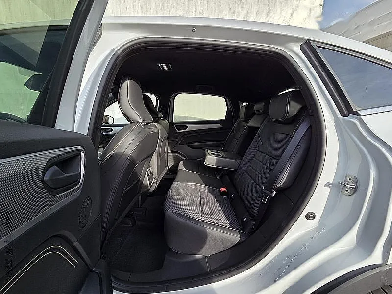 Zunanja slika - Renault Mégane - Techo E-Tech HEV 145 + Paket Easy park Premium - 12