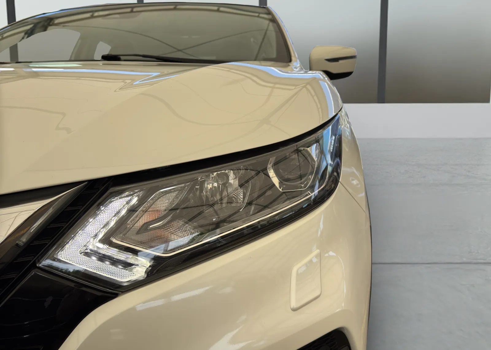 Zunanja slika - Nissan Qashqai - 1.3 - 20