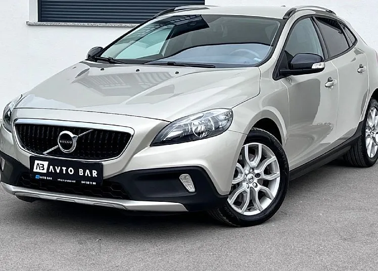 Zunanja slika - Volvo V40 Cross Country - 2.0TD+NAV+VIRTUAL+PDC+ALU - 1