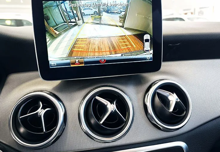 Zunanja slika - Mercedes-Benz GLA-Razred - 180 7DCT-NAVI-KAMERA-DAB-FULL LED-WINTER-VIDEO - 10