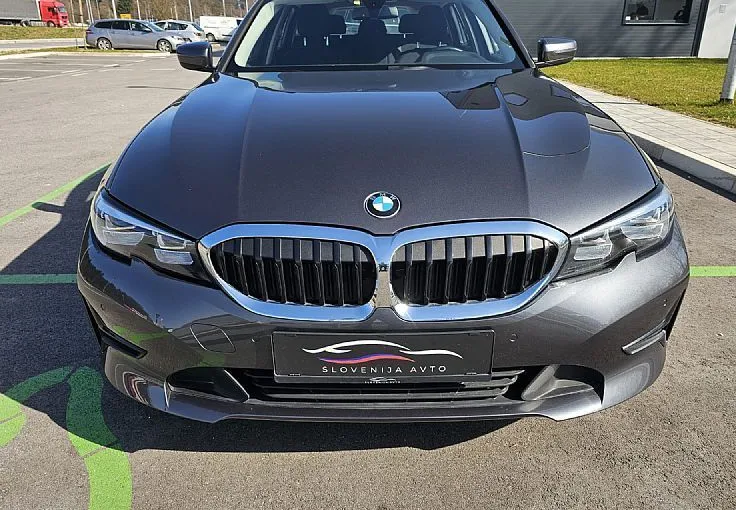 Zunanja slika - BMW Serija 3 - Touring: 320d 4x4 AT|Led|Navi|PDC|Keyless Go|ACC|alu| - 2