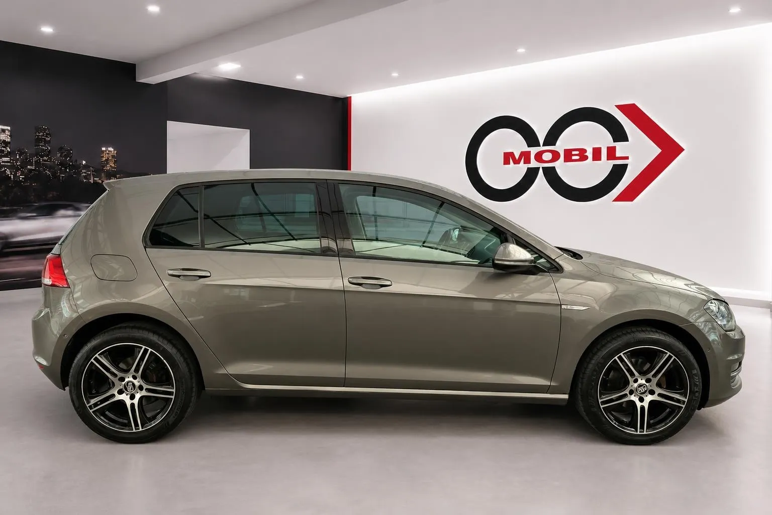 Zunanja slika - Volkswagen Golf - 1.2 TSI BMT CUP - 4