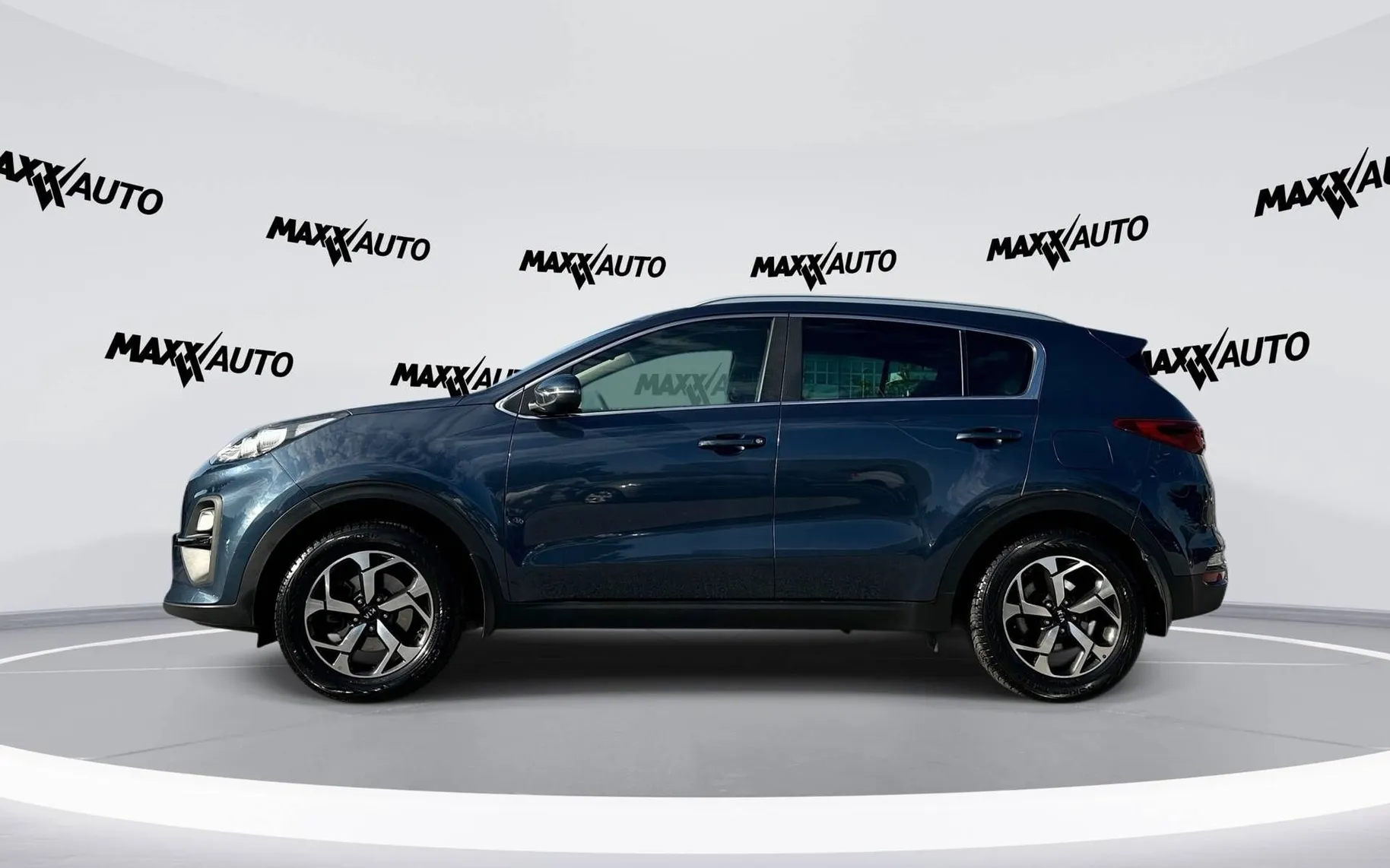 Notranja slika - KIA Sportage - 1.6 GDI LX Edition ISG - 8