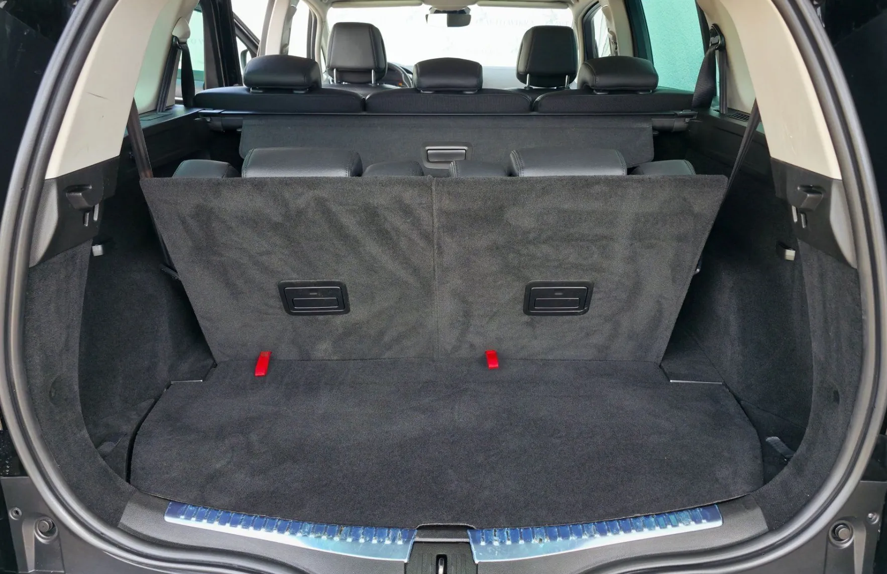 Zunanja slika - Renault Espace - 2.0dCi EDC Intens FULLED•PANOR•BLIS•7SED•KAMER•18C - 9