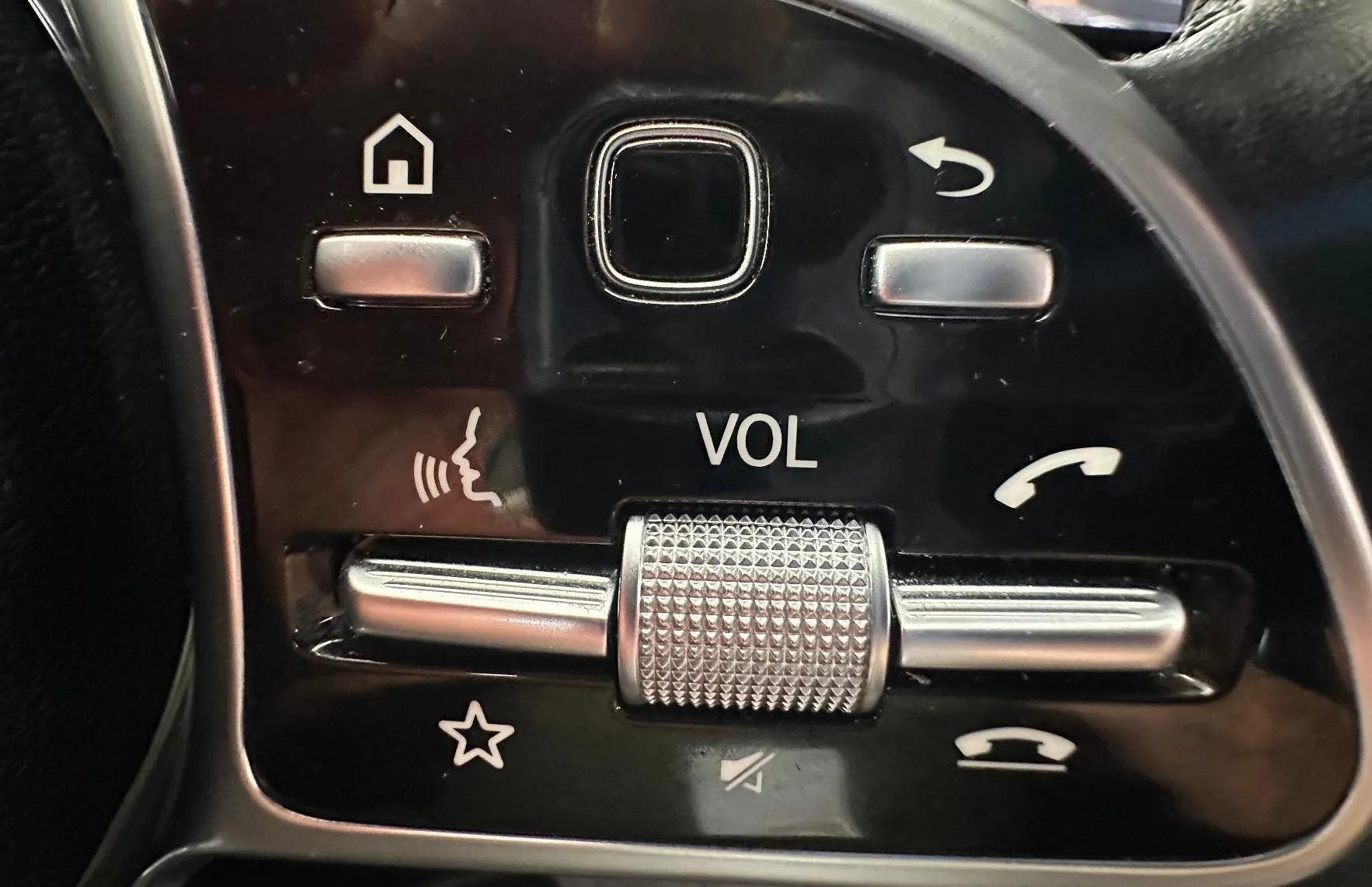 Zunanja slika - Mercedes-Benz EQA - 250 Progressive.KAMERA.NAVI.LED.USNJE.78.000 KM - 13