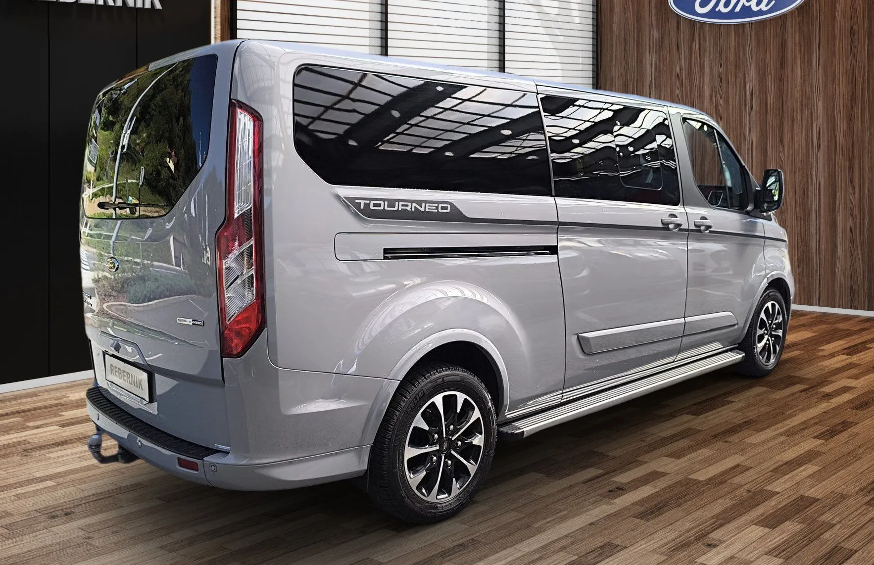 Zunanja slika - Ford Tourneo Custom Sport - 2.0 TDCi - 4