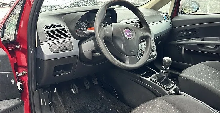 Zunanja slika - Fiat Punto - 1.4 8v Dynamic - 7