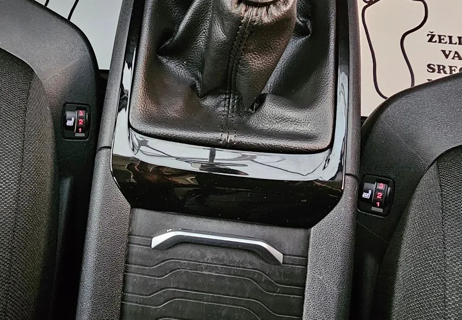 Zunanja slika - Citroën C4 - Picasso 1.2 PT-1 LASTNIK-SERVISNA KNJIGA-FACELIFT-ODLIČEN - 14