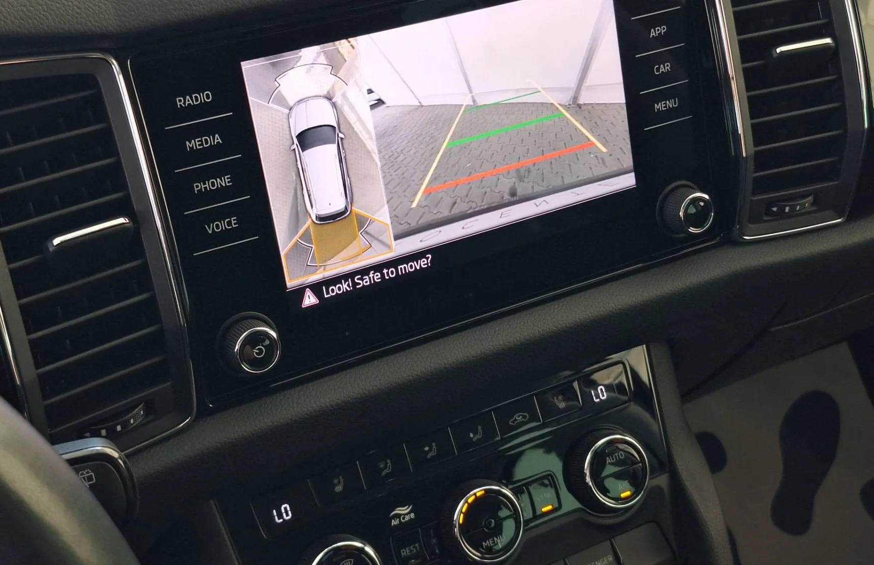 Zunanja slika - Škoda Kodiaq - 4x4 2.0 TDI L K DSG•AMBIENT•KAMERA•NAVI•ACC•... - 14