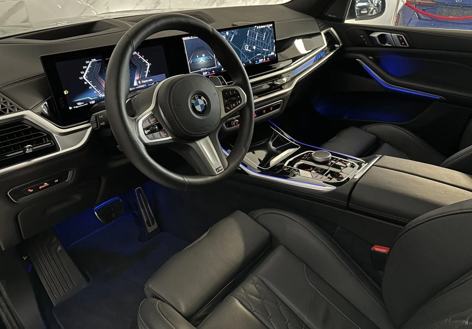 Notranja slika - BMW serija X7: - xD40d|M-Pro|SoftC|Pano|Zračno|HUD|ACC|Kljuka|360.. - 8