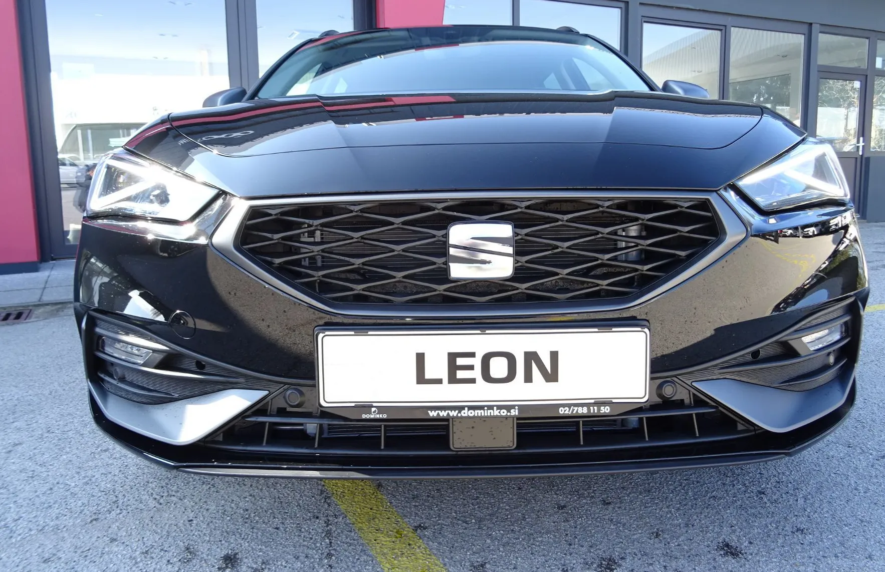 Zunanja slika - Seat Leon - 1.5 eTSI 150KM DSG FR ST- VLEČNA KLJUKA- - 2