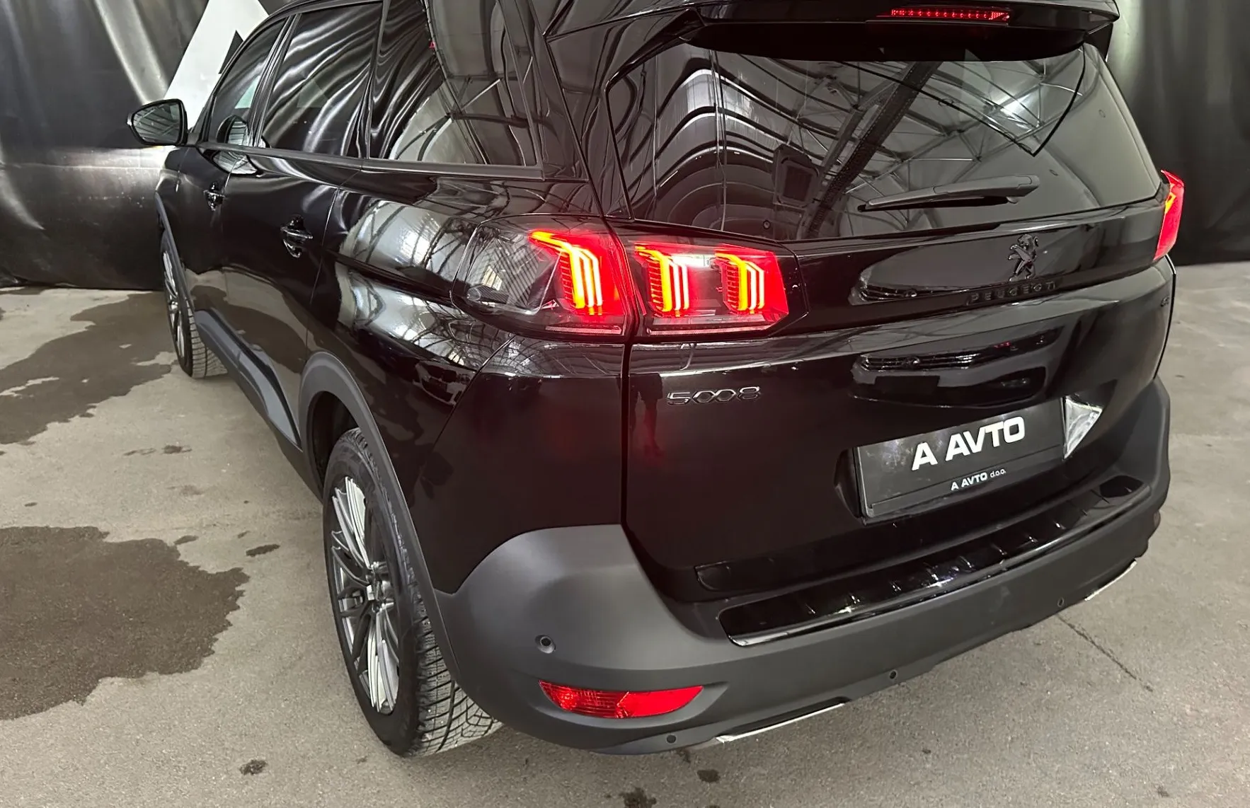 Zunanja slika - Peugeot 5008 - 1.2 PureTech 130 S S GT Avt.+BLACK PACK+7SEDEŽEV.. - 5